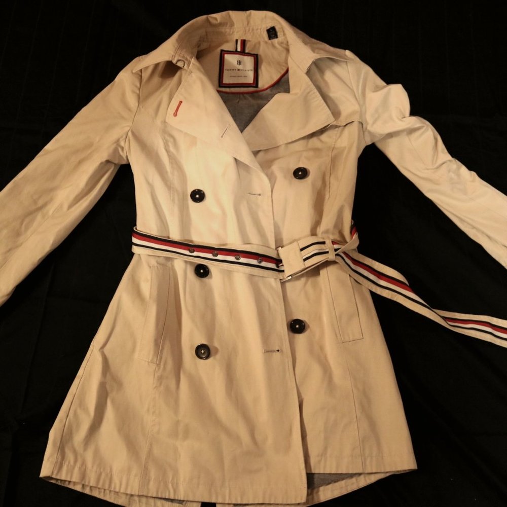 VTG Women's Tommy Hilfiger Trench Coat - Small
